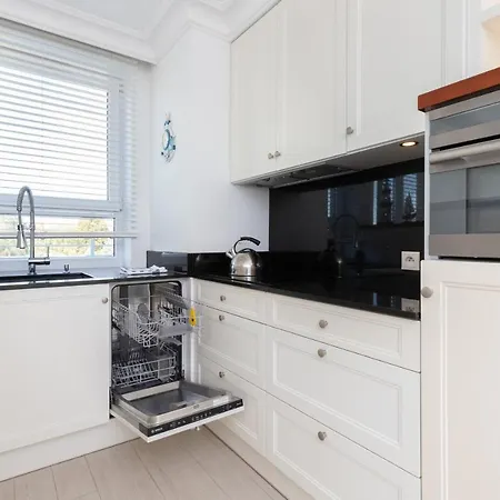 Sailor By Renters Prestige *