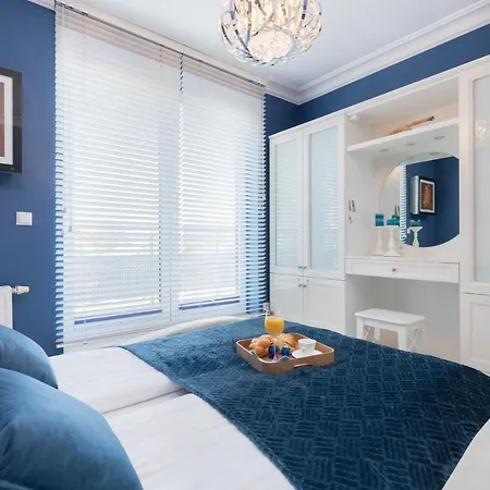 Sailor By Renters Prestige Apartament *